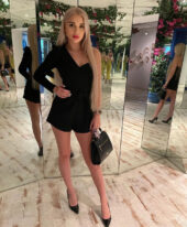 Luciana +971553212207